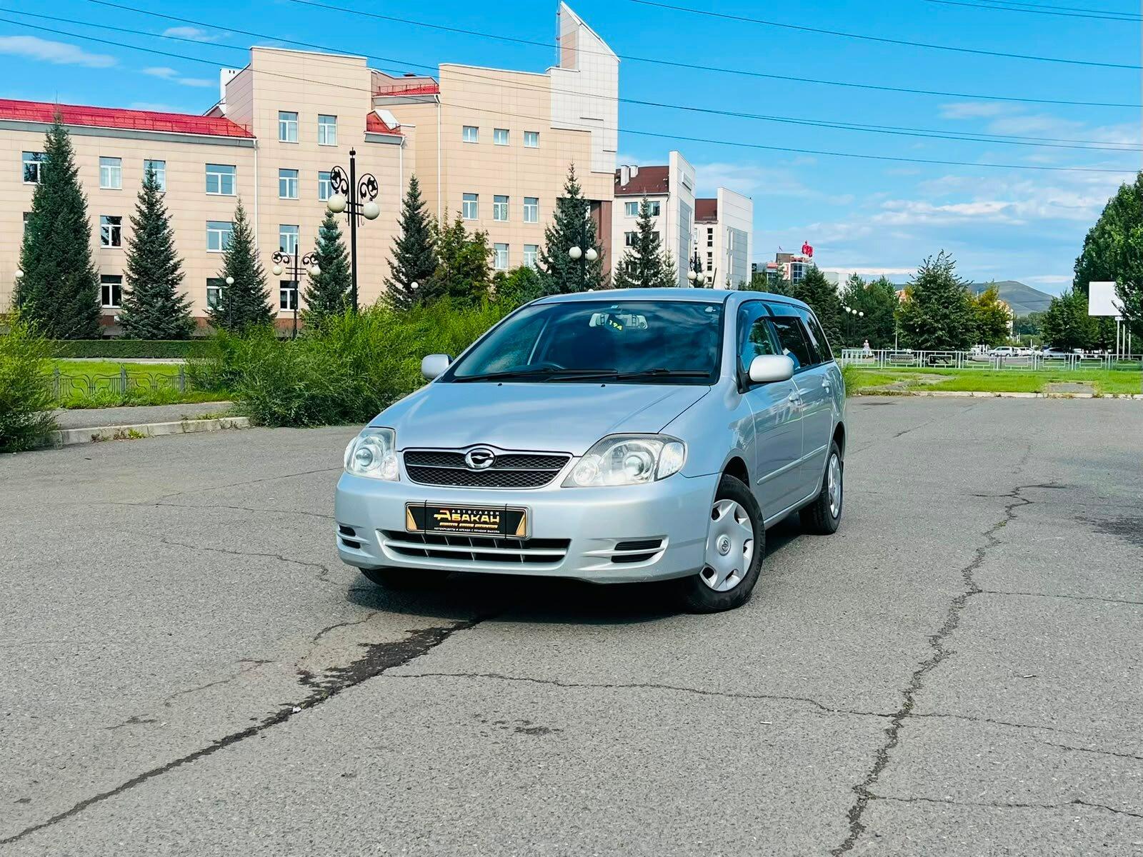 Toyota Corolla Fielder — фото 1