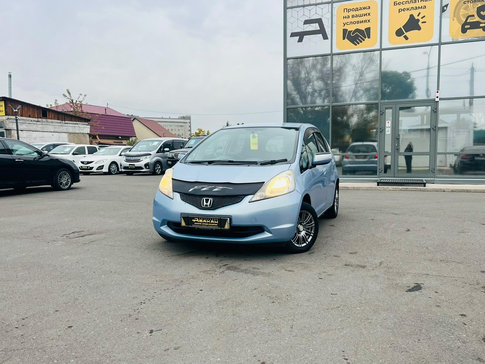 Honda Fit — фото 1