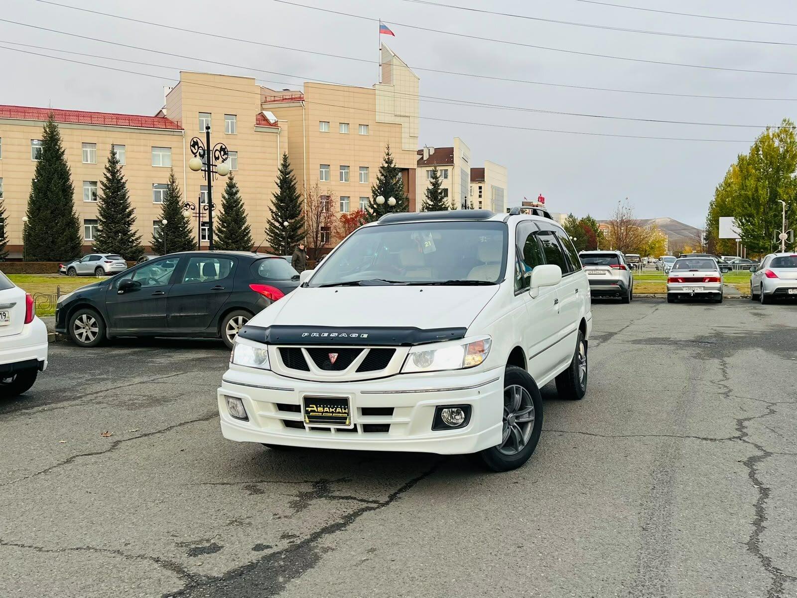 Nissan Presage 2.4 AT (150 л.с.) 1999
