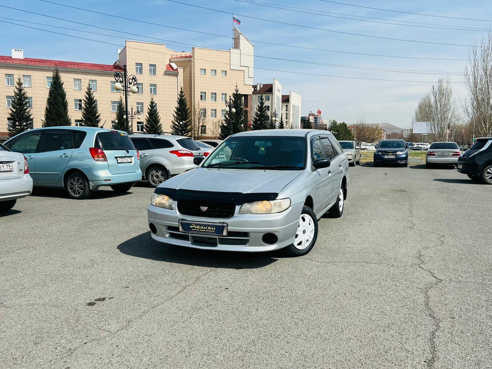 Nissan Expert 1.8 AT (125 л.с.) 2002
