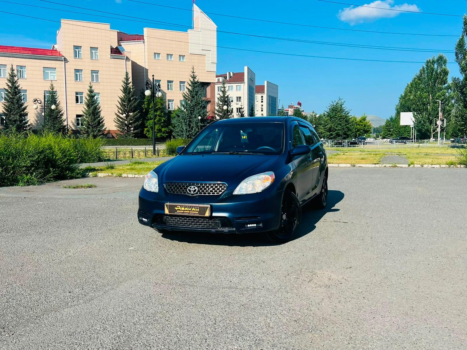 Toyota Matrix — фото 1