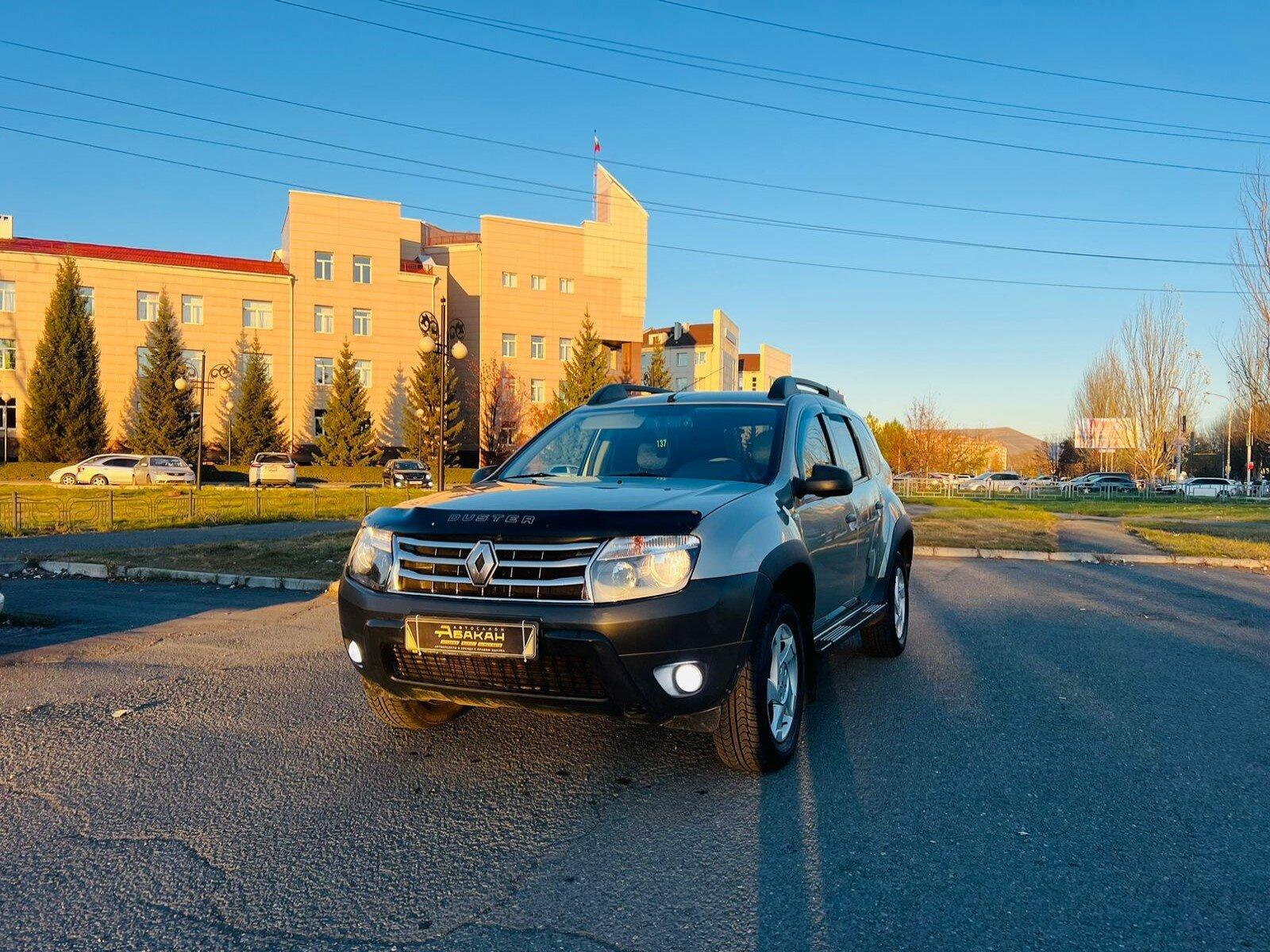 Renault Duster — фото 1