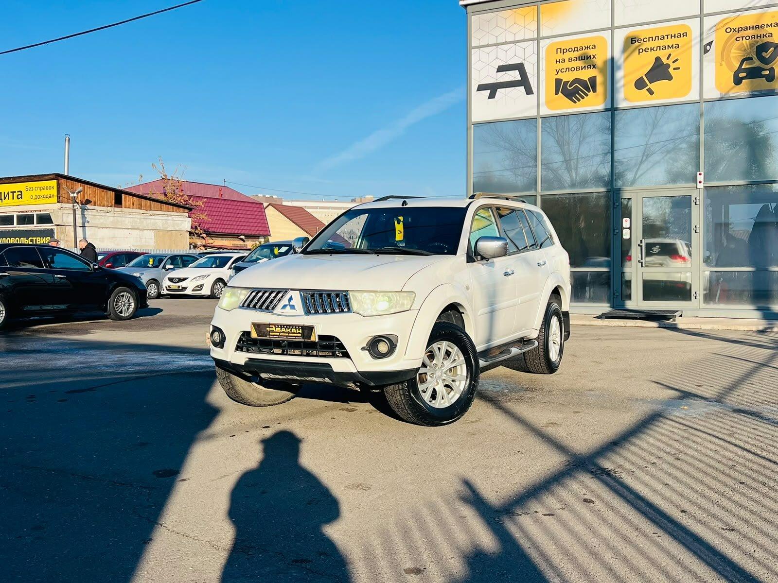Mitsubishi Pajero Sport — фото 1
