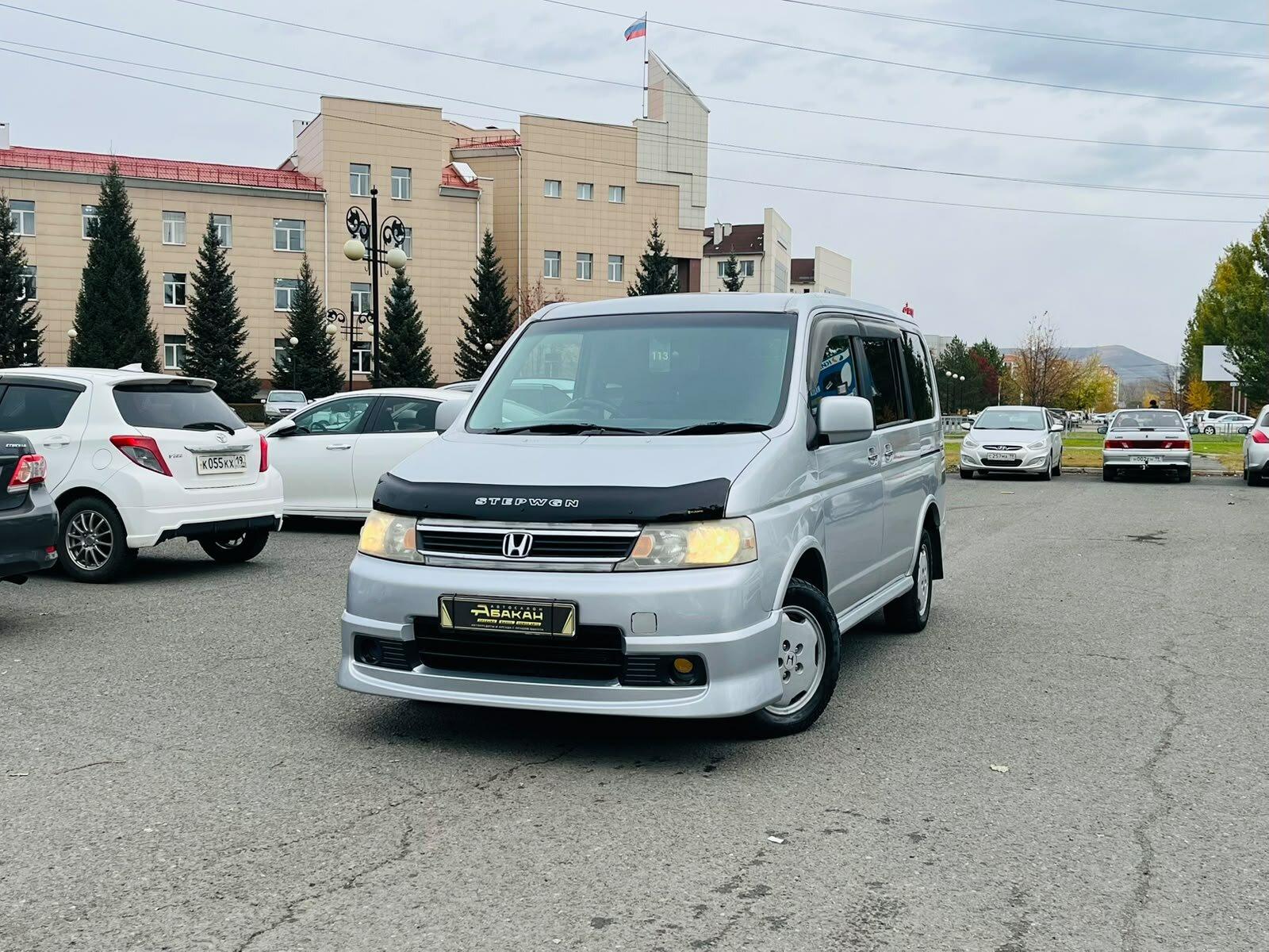 Honda Stepwgn Spada 2.0 AT (160 л.с.) 2003