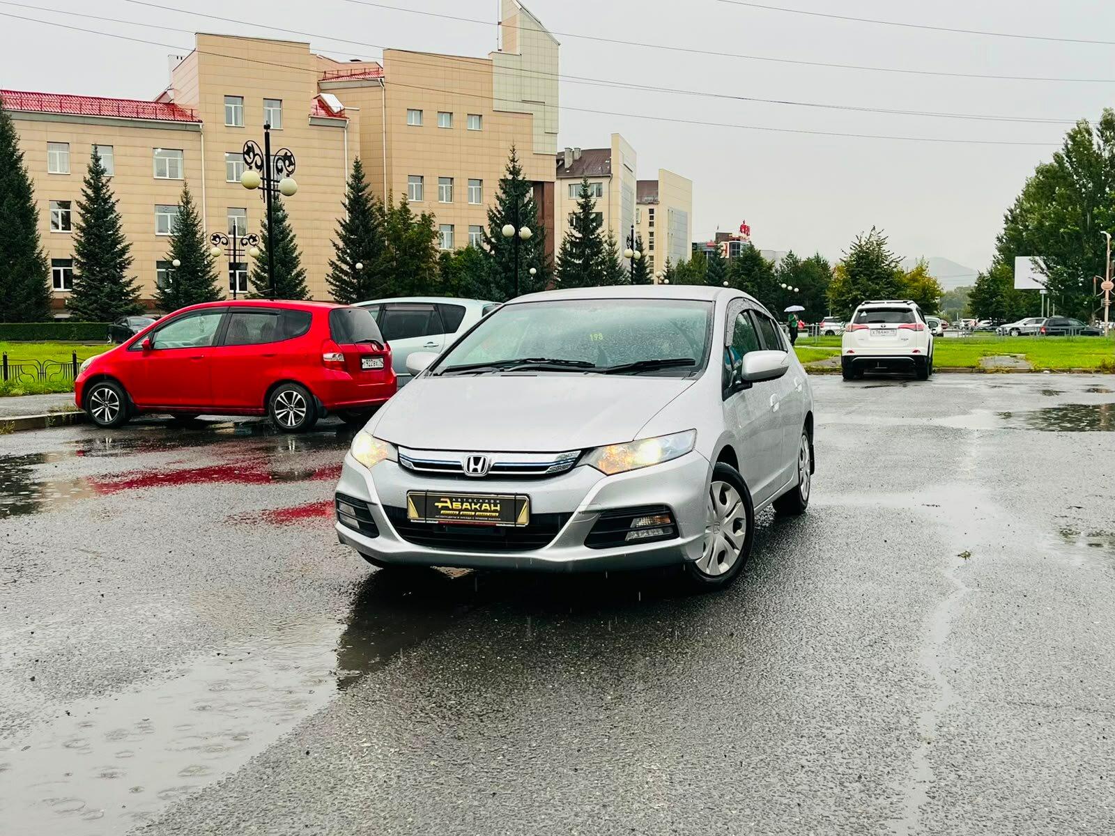 Honda Insight — фото 1