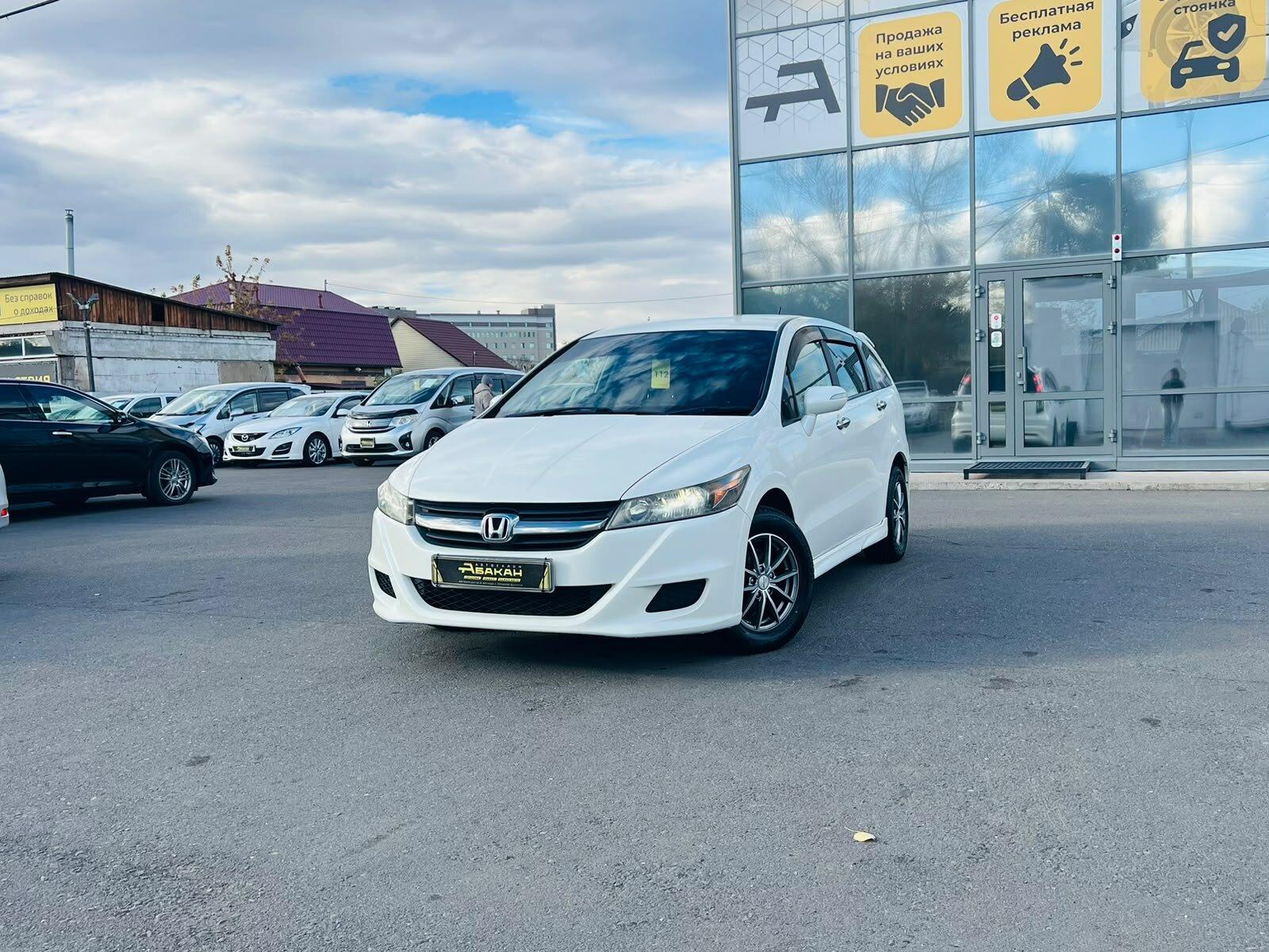 Honda Stream — фото 1