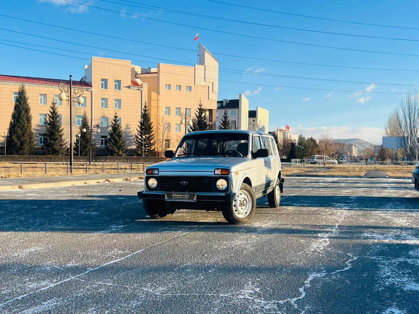 Lada (ВАЗ) 2131 (4x4) — фото 1