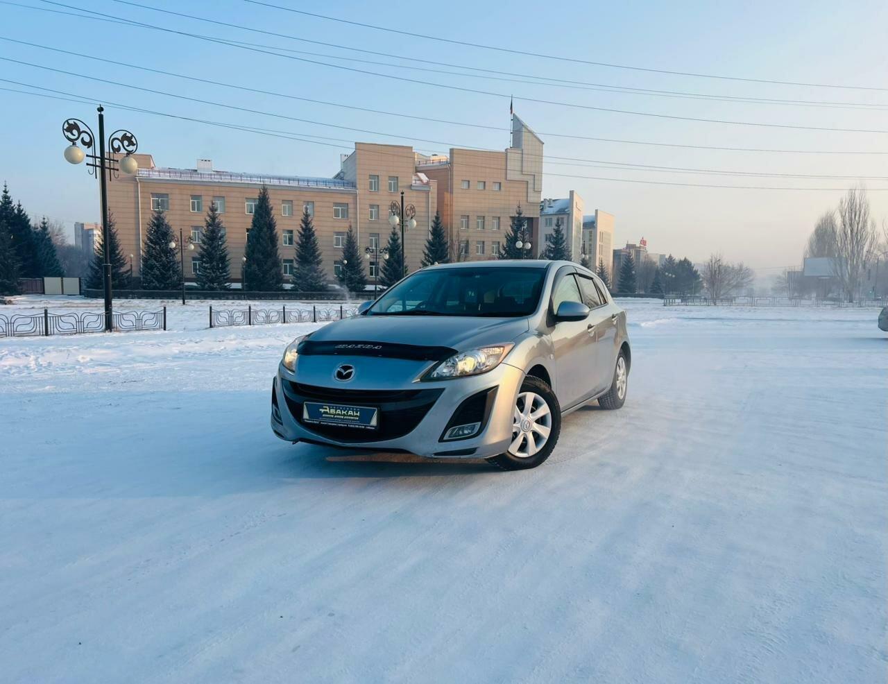 Mazda Axela — фото 1