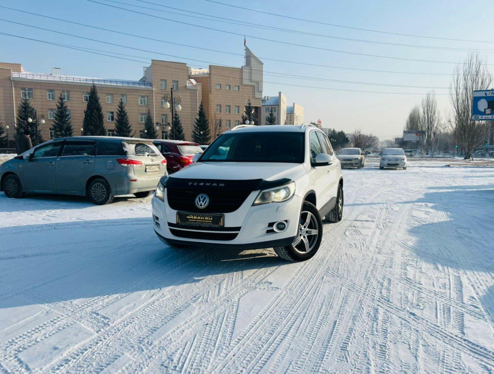 Volkswagen Tiguan — фото 1