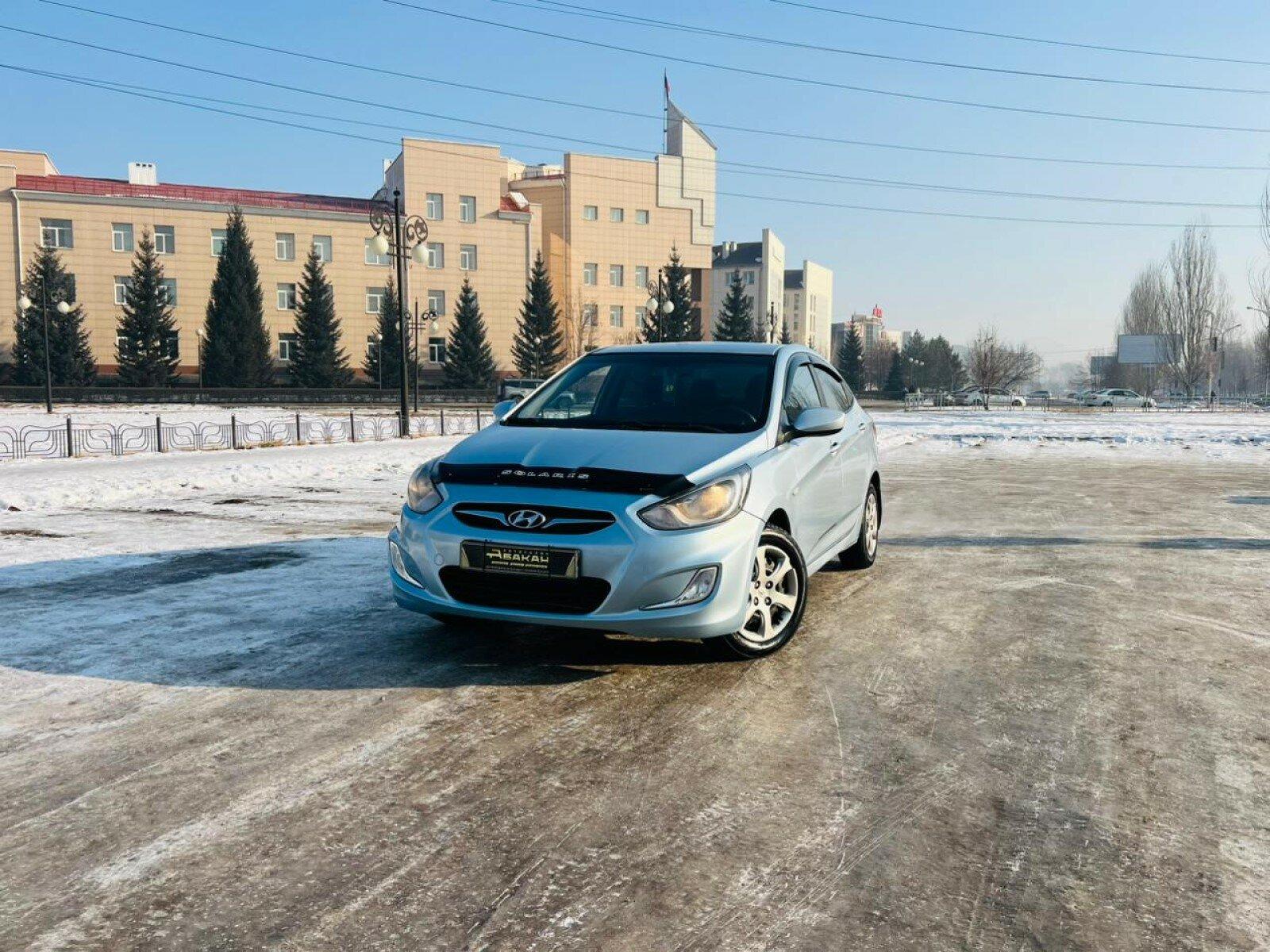 Hyundai Solaris — фото 1