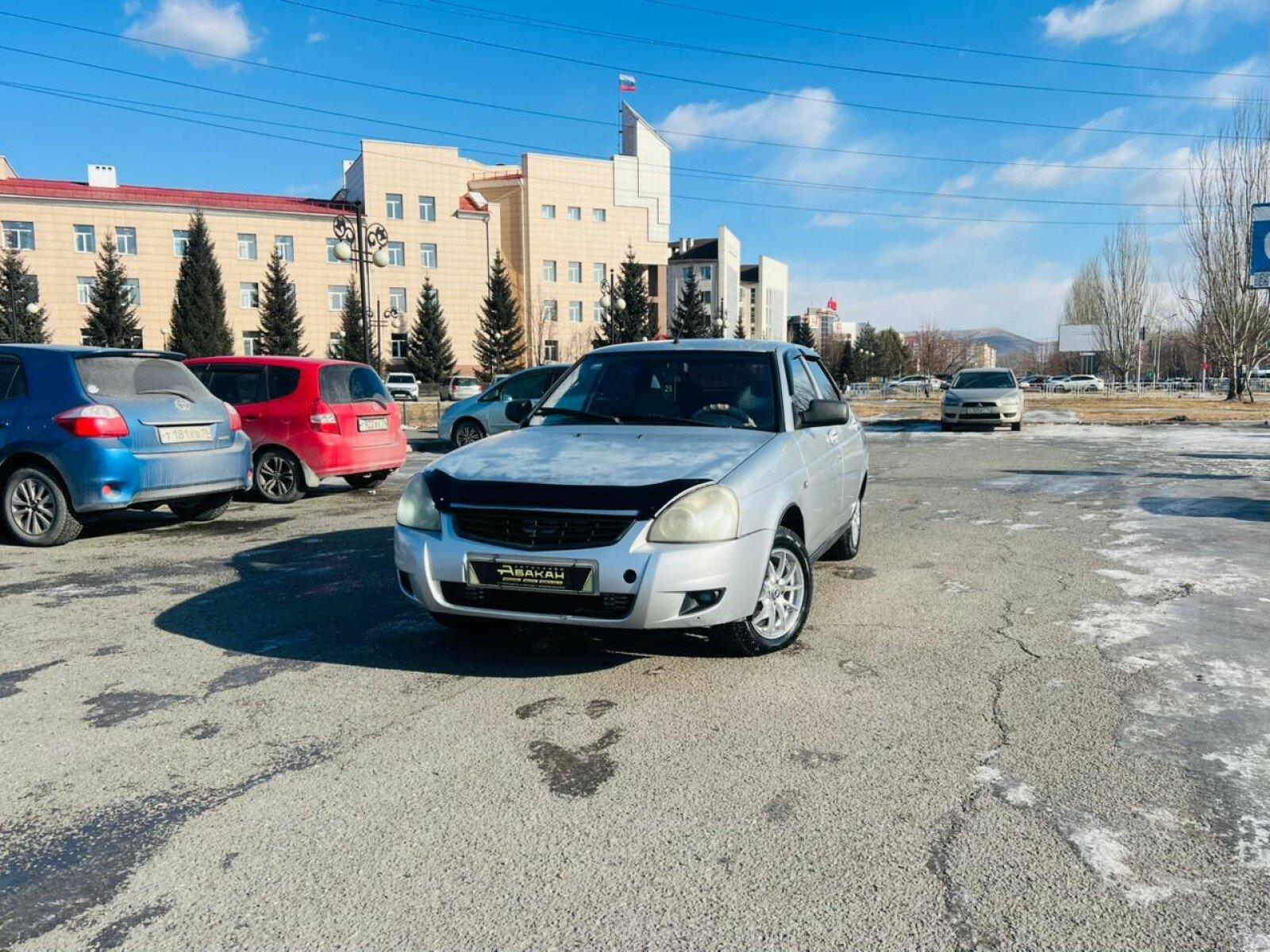 Lada (ВАЗ) Priora — фото 1