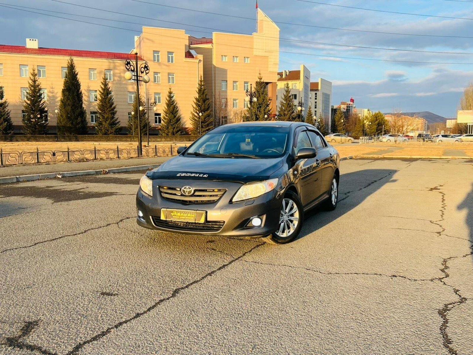 Toyota Corolla — фото 1