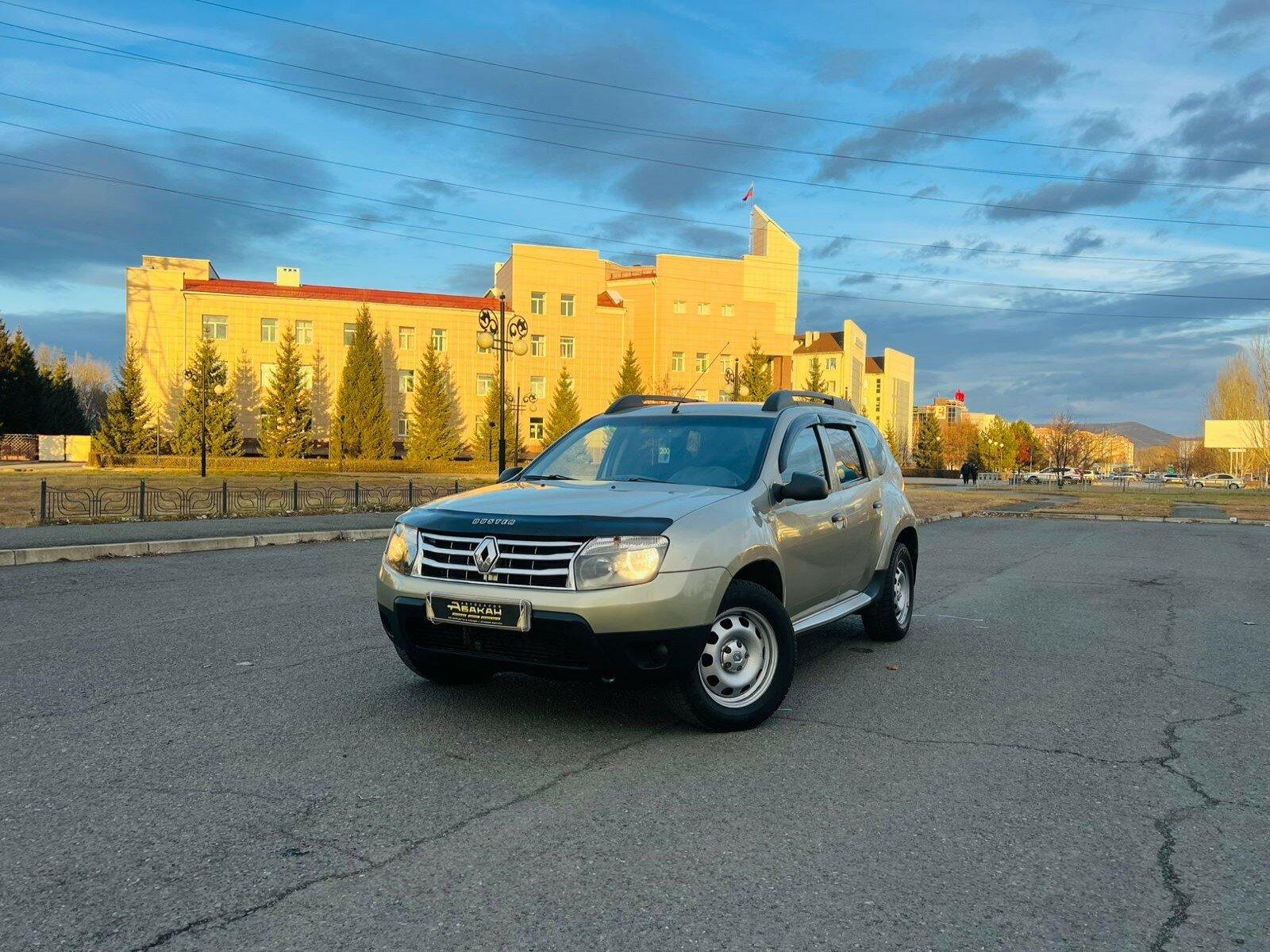 Renault Duster — фото 1