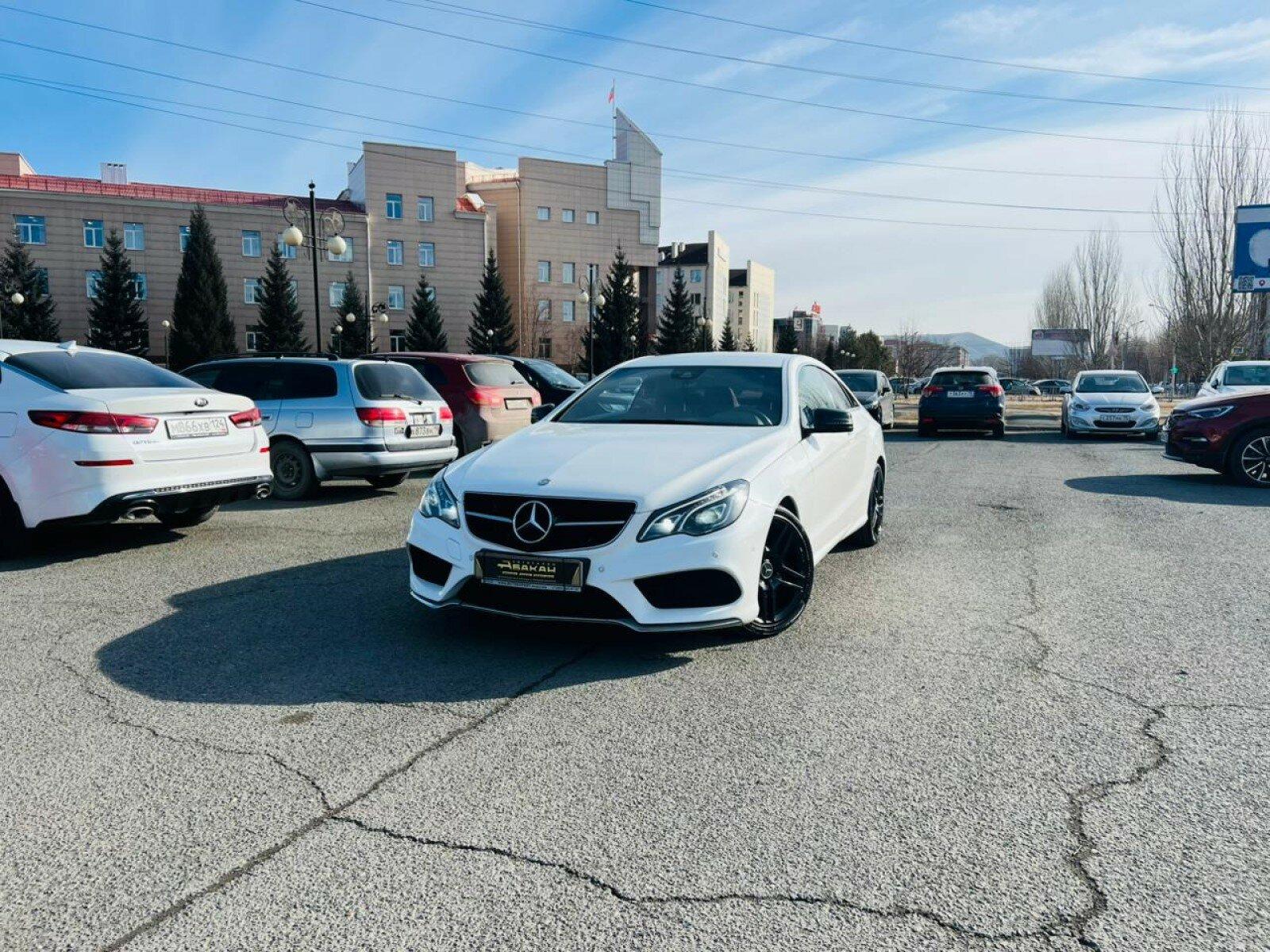 Mercedes-Benz E-Класс — фото 1