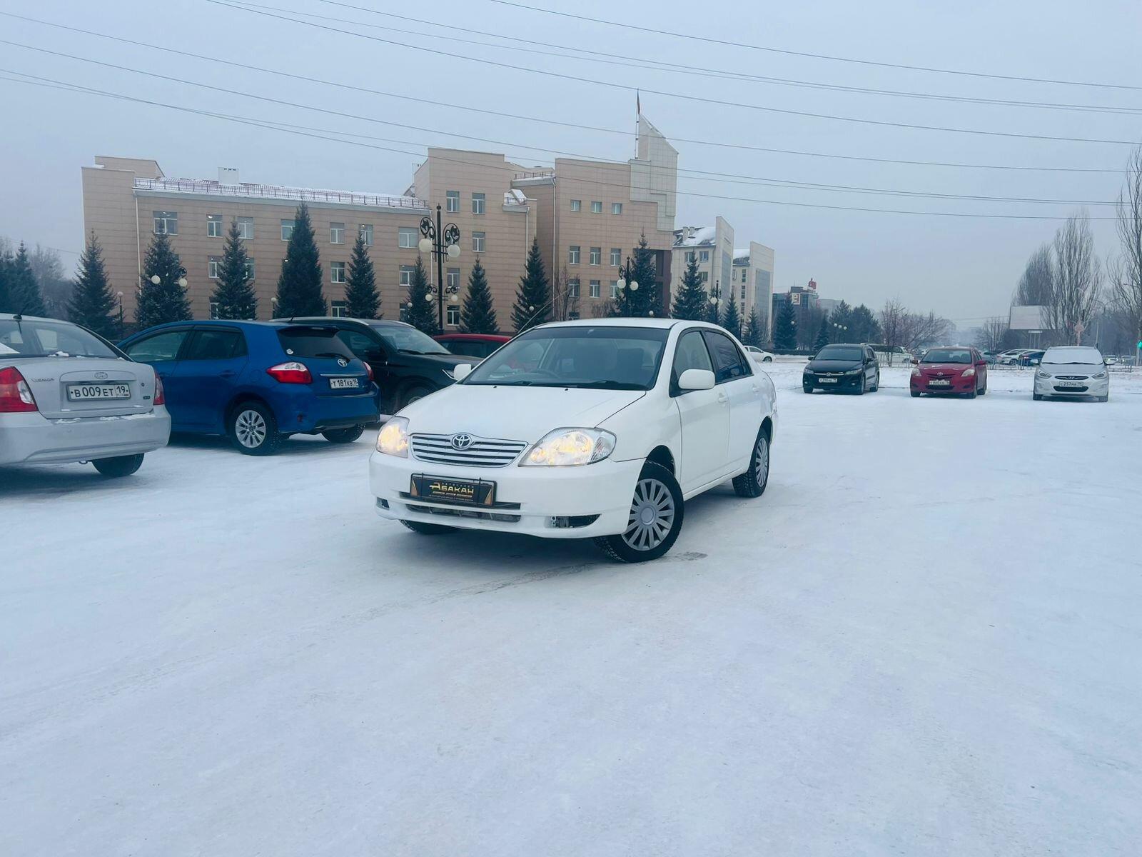 Toyota Corolla — фото 1