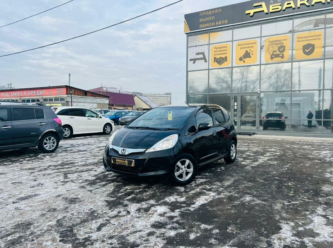 Honda Fit — фото 1