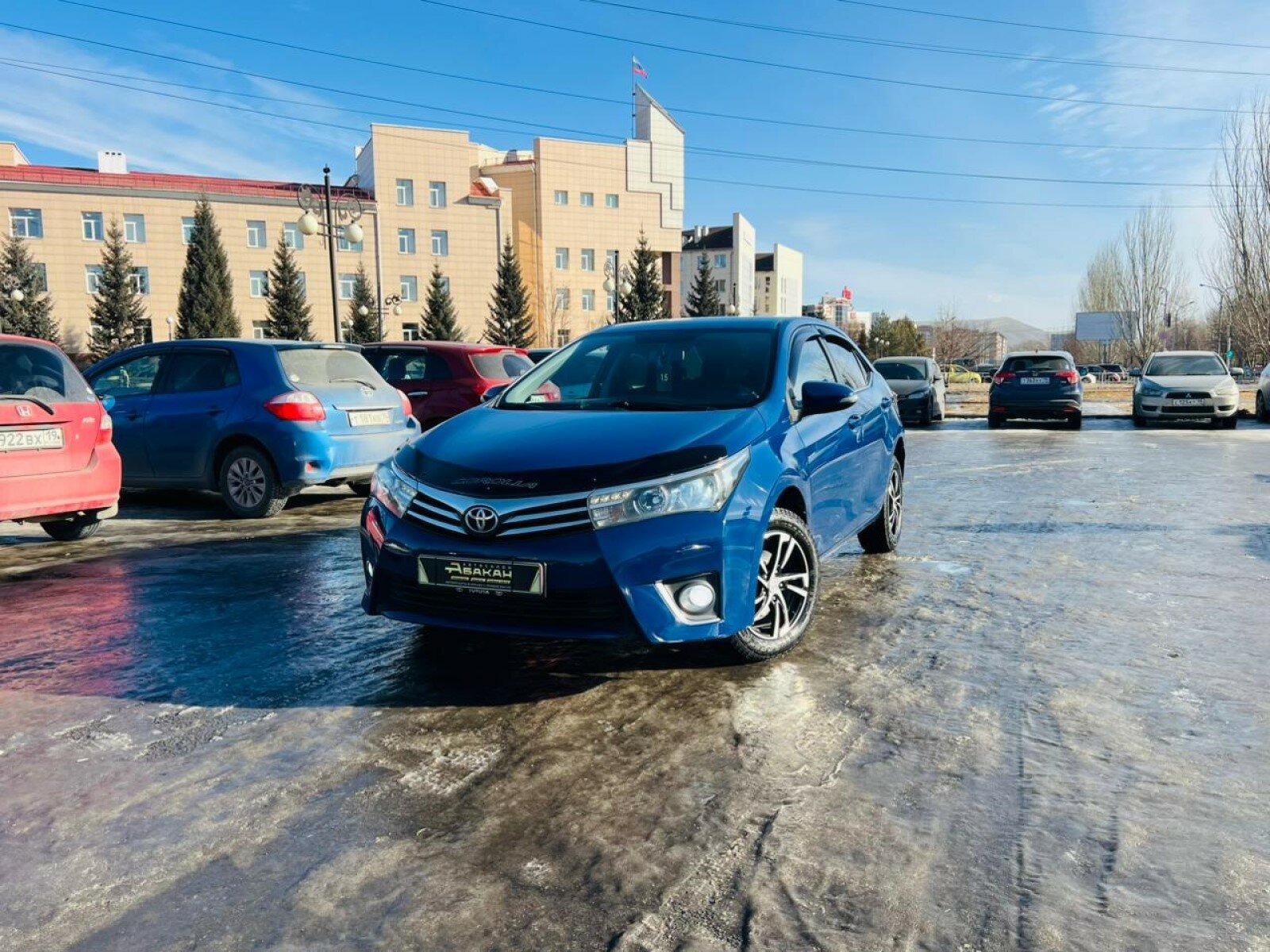 Toyota Corolla — фото 1