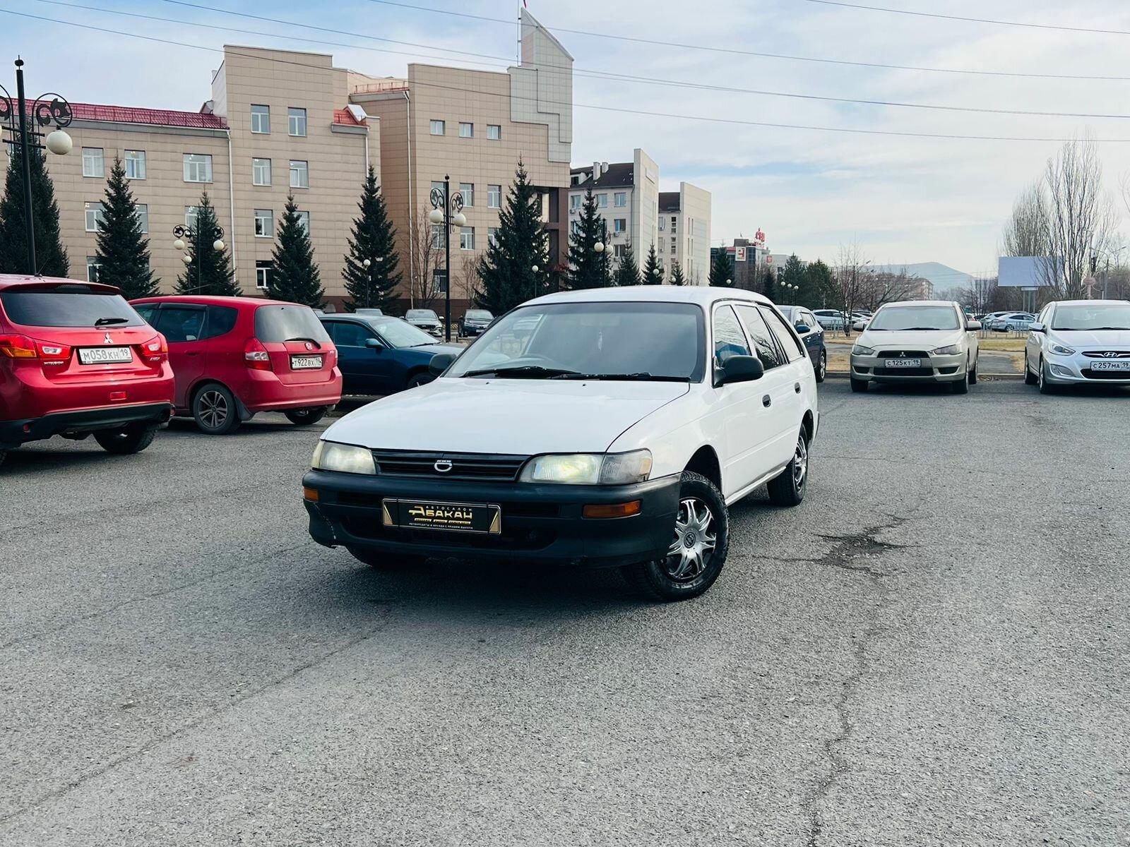 Toyota Corolla — фото 1