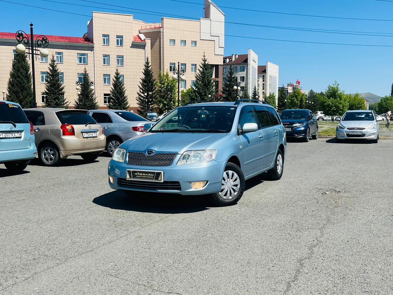 Toyota Corolla Fielder — фото 1