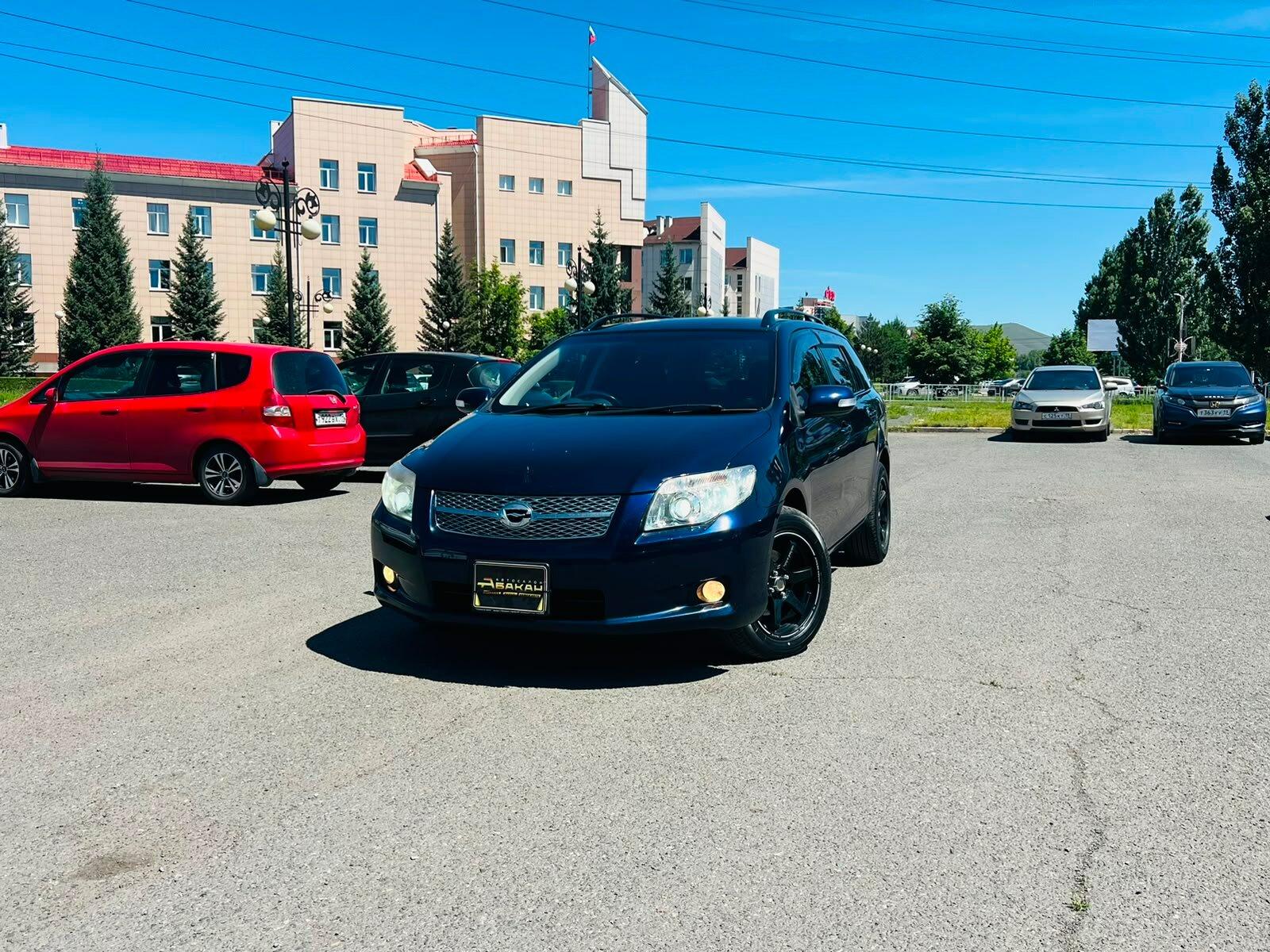 Toyota Corolla Fielder — фото 1