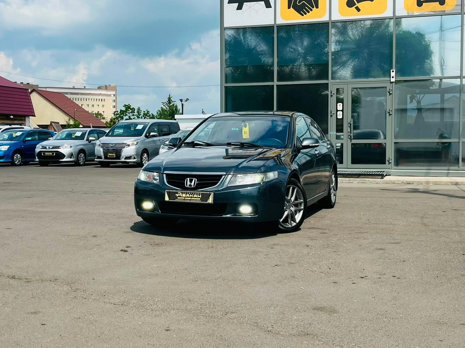 Honda Accord — фото 1
