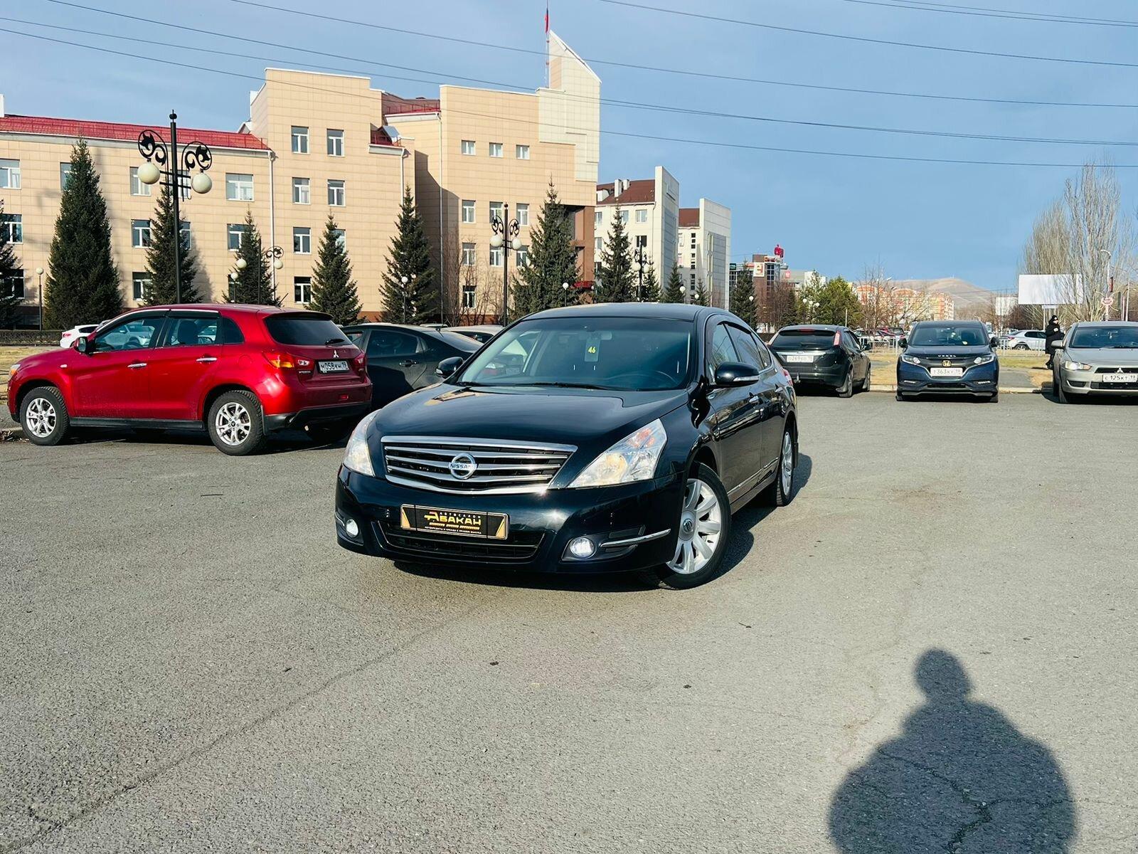 Nissan Teana — фото 1