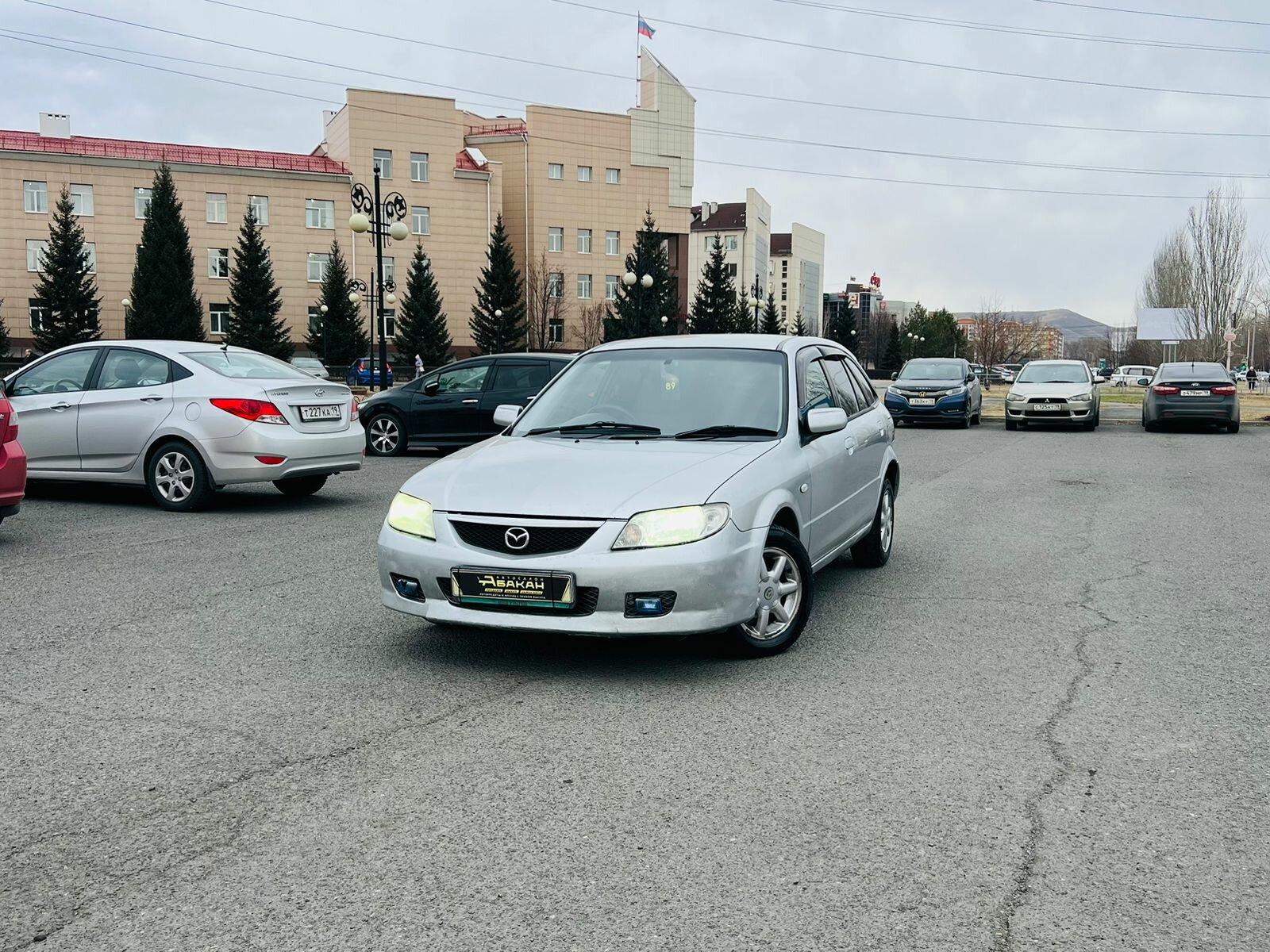 Mazda Familia S-Wagon — фото 1