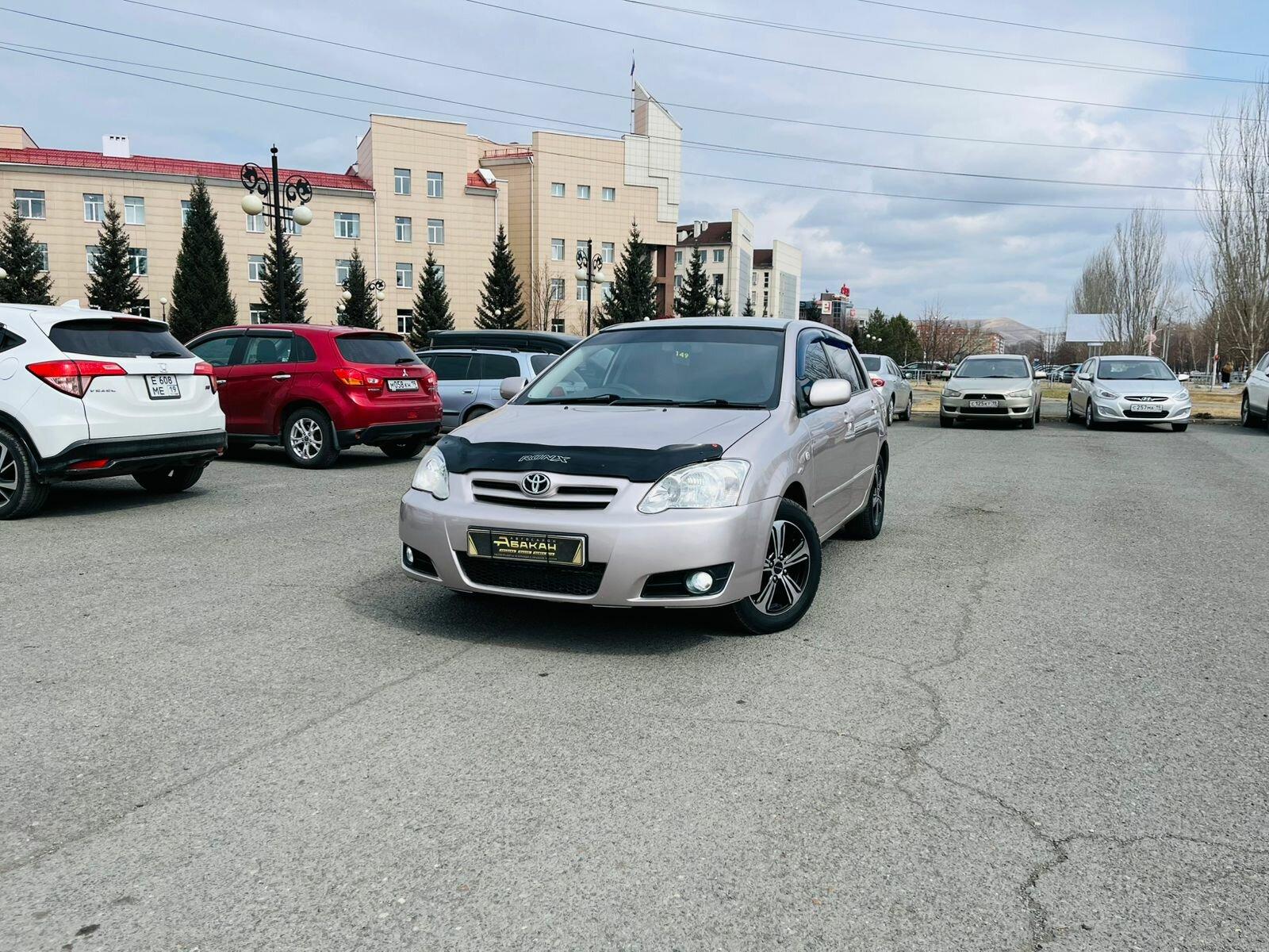 Toyota Corolla Runx — фото 1