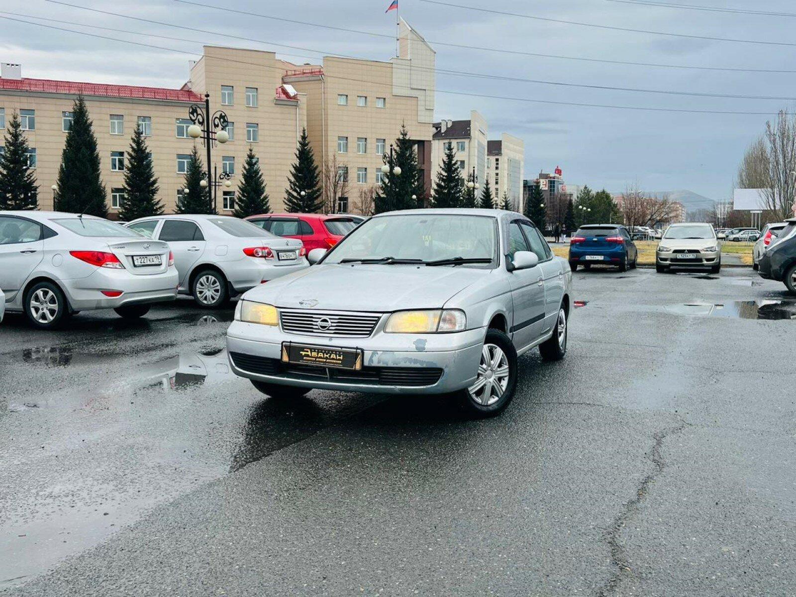 Nissan Sunny — фото 1