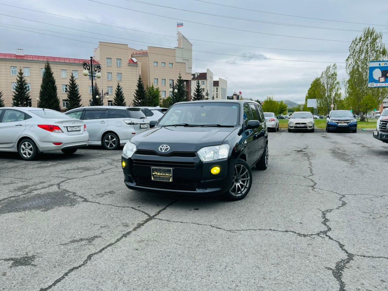 Toyota Succeed — фото 1