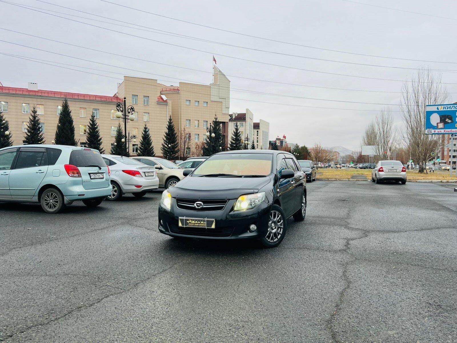 Toyota Corolla Fielder — фото 1