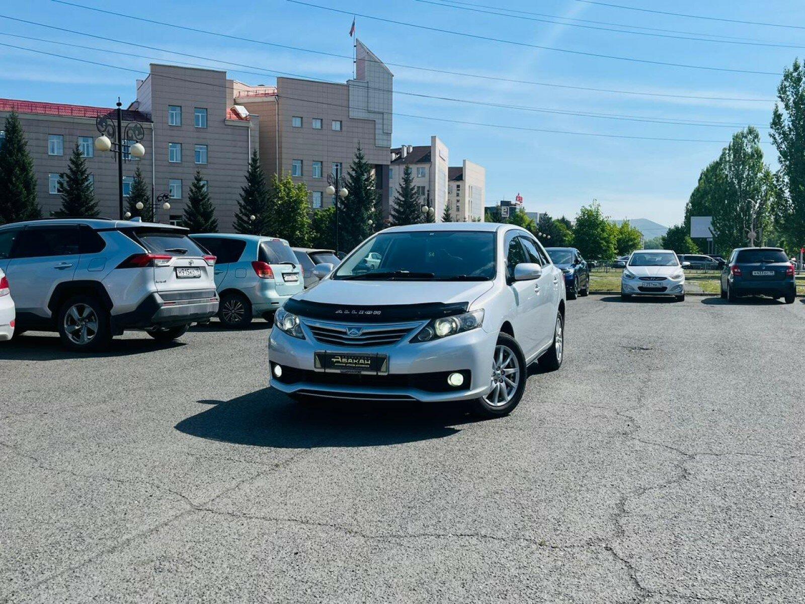 Toyota Allion — фото 1