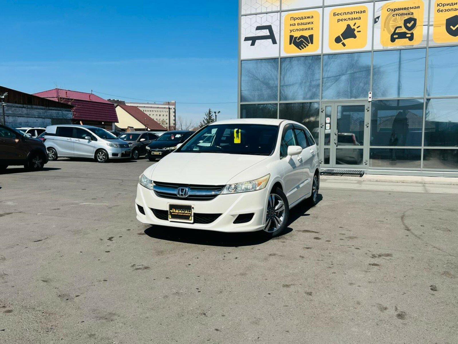 Honda Stream — фото 1