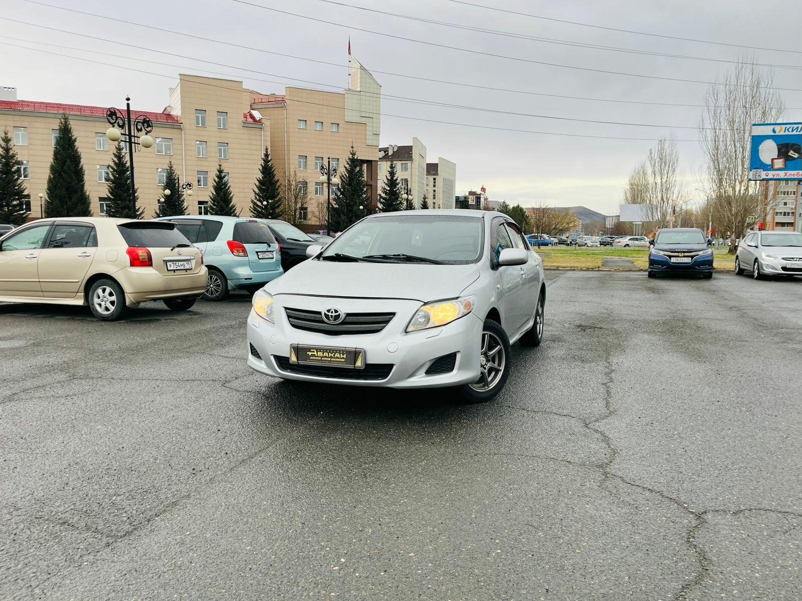 Toyota Corolla — фото 1
