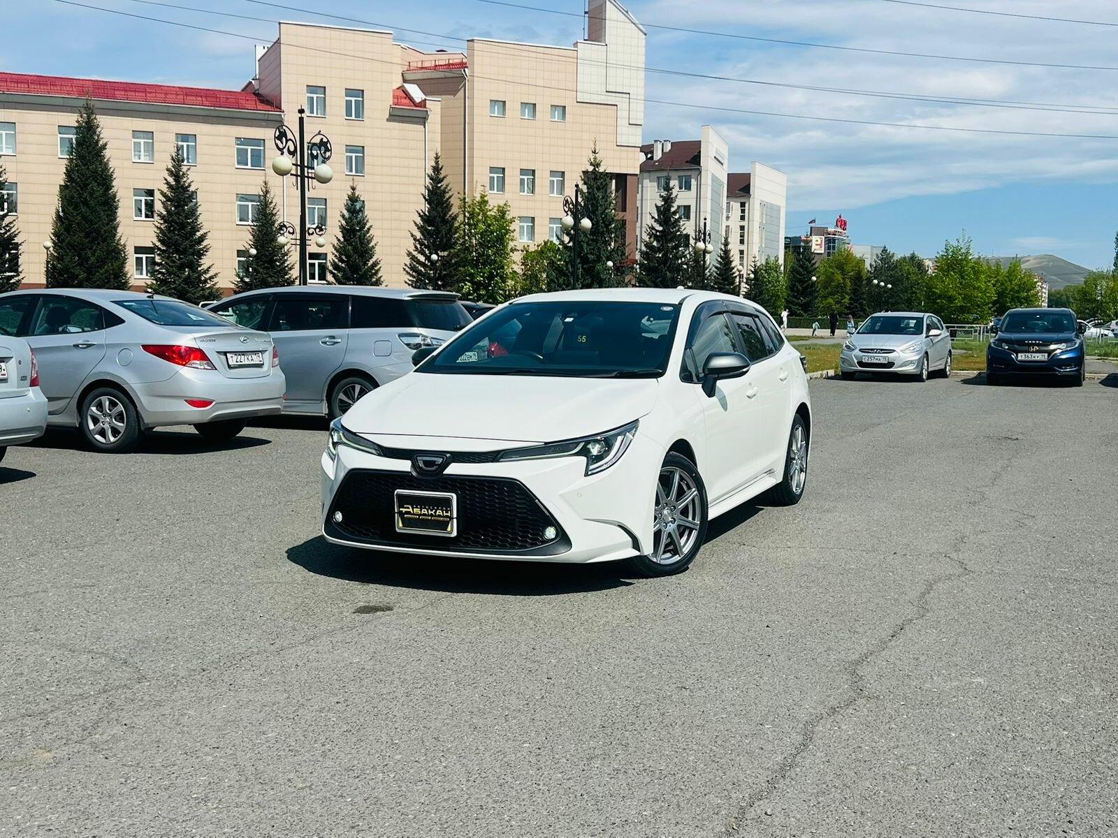 Toyota Corolla — фото 1