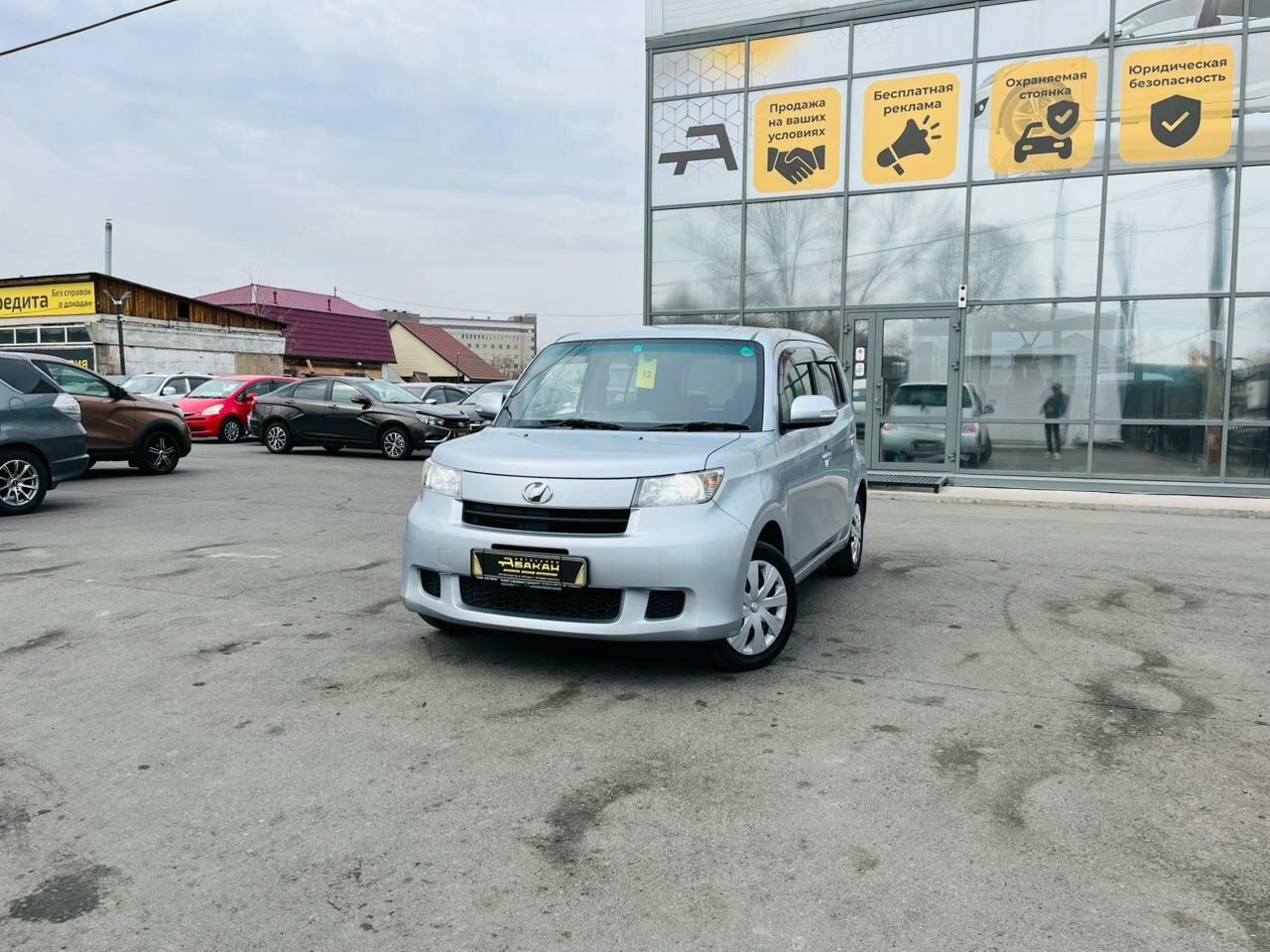 Toyota bB — фото 1