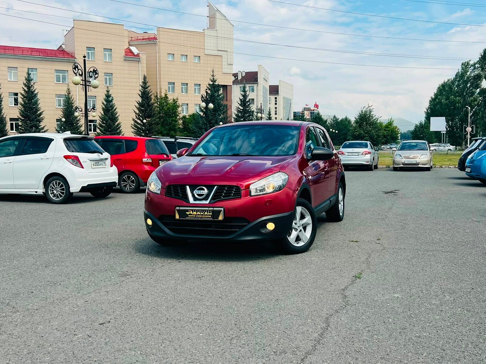 Nissan Qashqai — фото 1